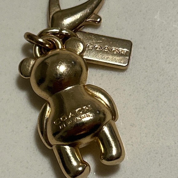 COACH 🔥 3D Gold Bear Mini Charm/ Bag Charm/ Hang Tag - Picture 2 of 4